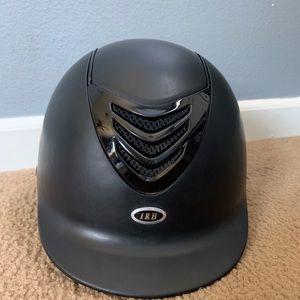 IRH size small riding helmet